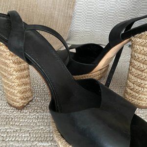 Tory Burch Platform sandal